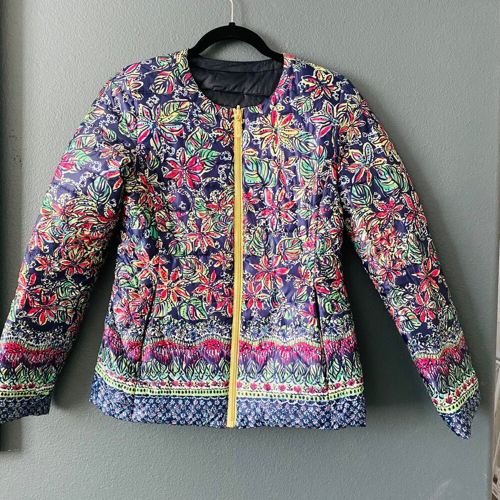 Lilly Pulitzer puff jacket size small patterned EEUC